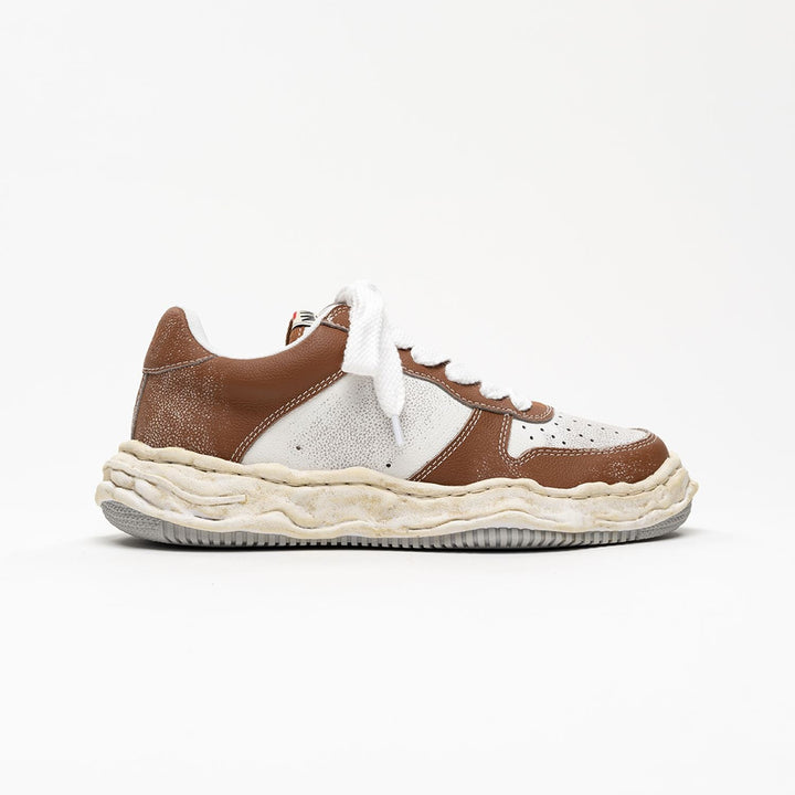 "WAYNE" OG Sole Shrink Leather Low-top Sneaker