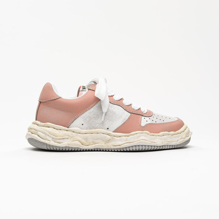 "WAYNE" OG Sole Shrink Leather Low-top Sneaker