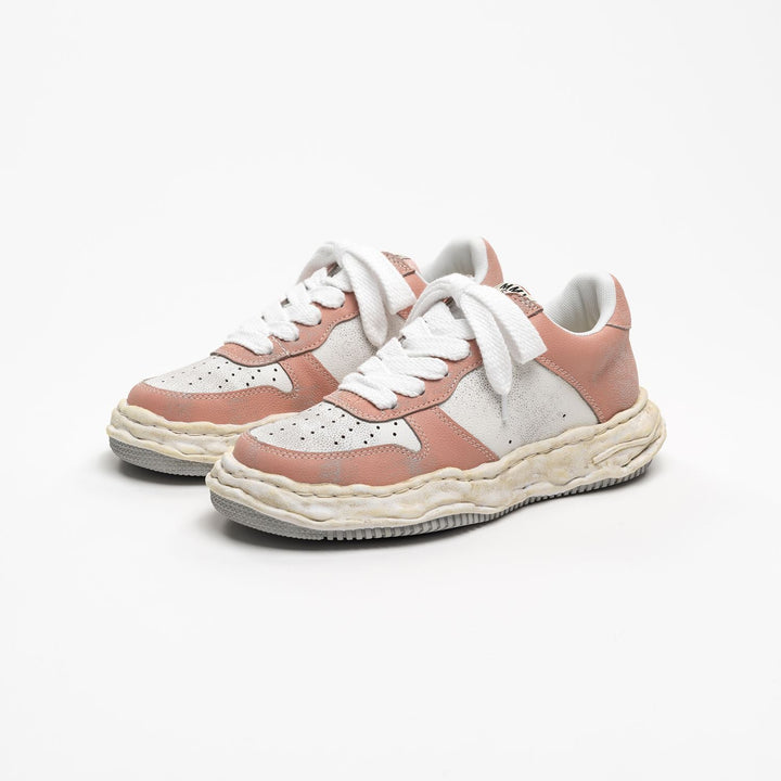 "WAYNE" OG Sole Shrink Leather Low-top Sneaker